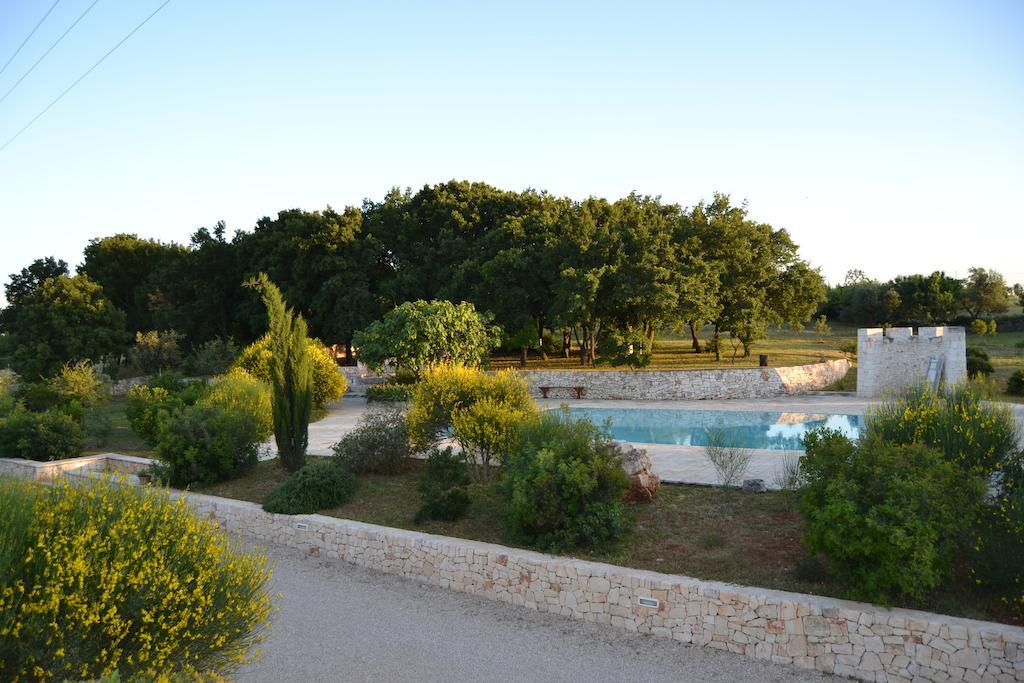 B&B Corte Del Camedrio 치스테르니노 외부 사진