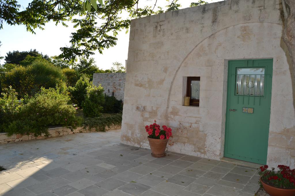 B&B Corte Del Camedrio 치스테르니노 외부 사진